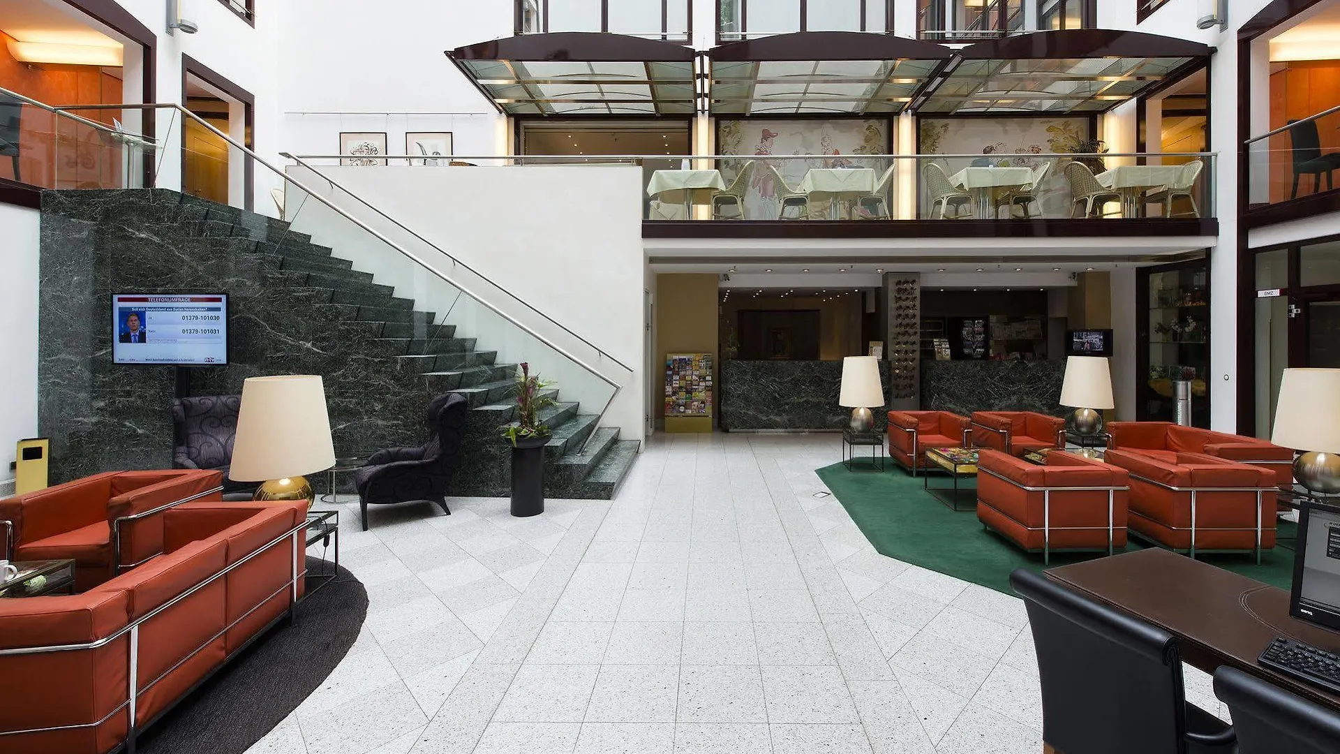 Living Hotel Grosser Kurfuerst Βερολίνο 4*,