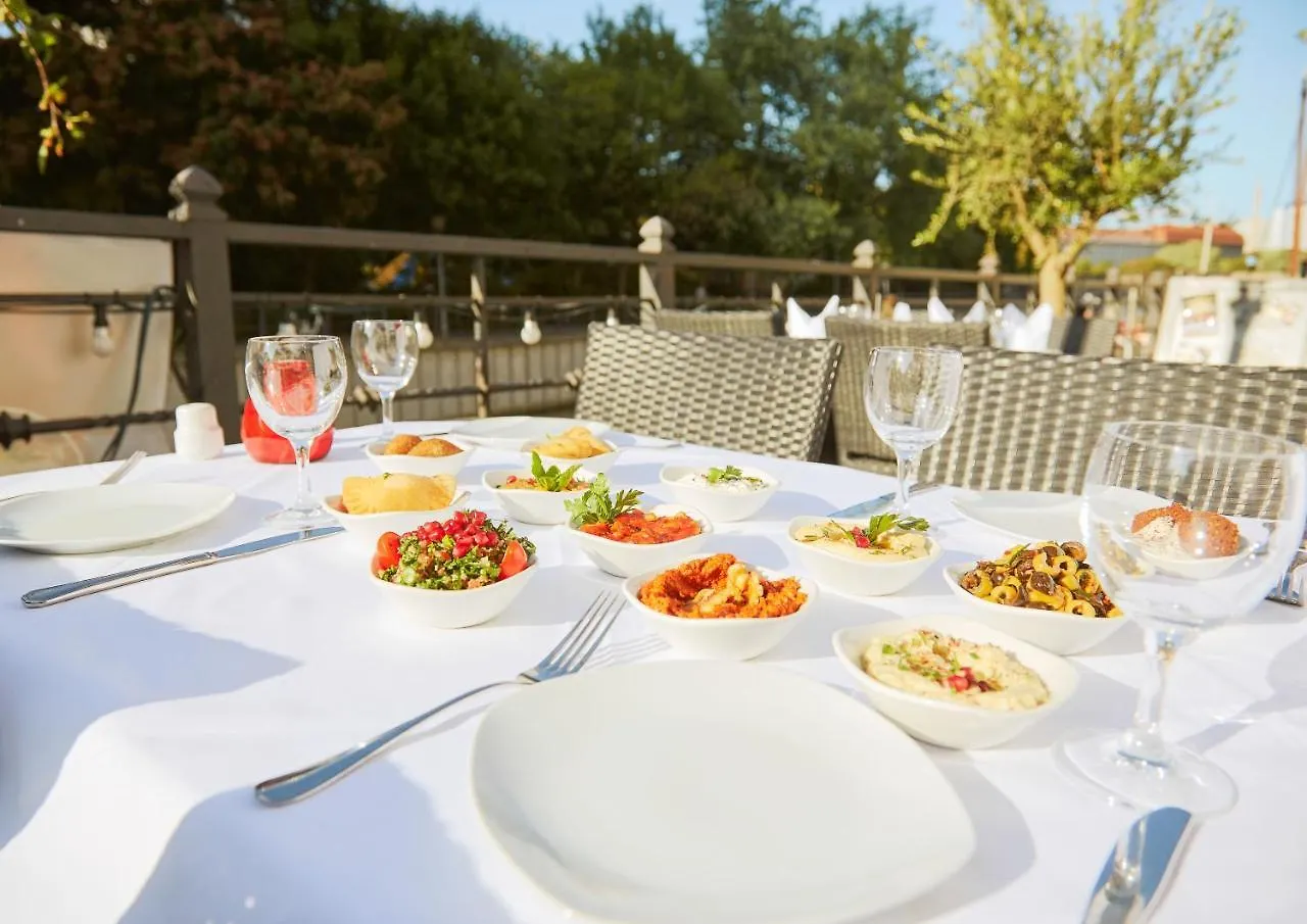 Living Hotel Grosser Kurfuerst Βερολίνο 4*,