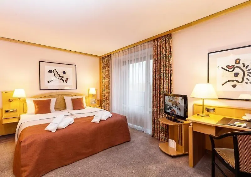 Living Hotel Grosser Kurfuerst Βερολίνο