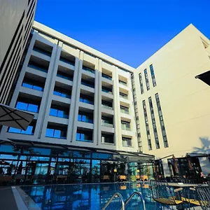 Royal G And 5*, Durrës Albania